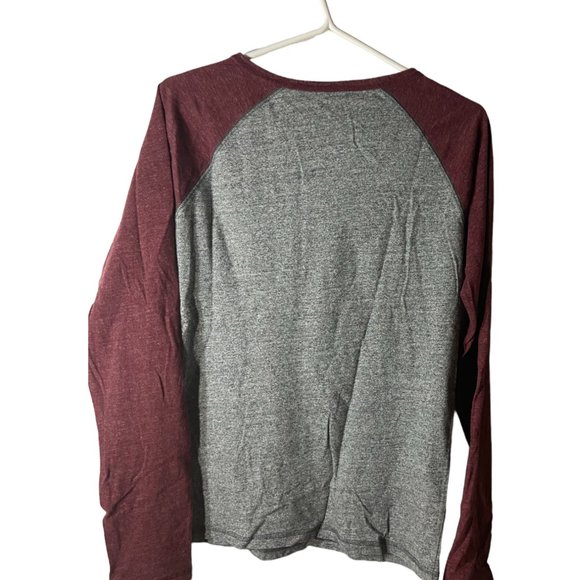 Cable Knit Sweater Grey and Red sz Medium - Picture 2 of 4